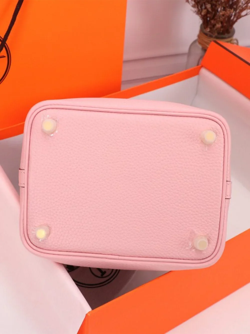 Classic Hermes Bags: A Stylish and Versatile Choice for Elegance